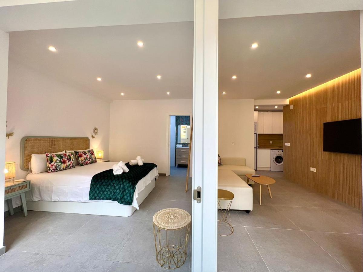 Malagueta Beach II & Private Terrace By Ele Apartments Malaga Luaran gambar