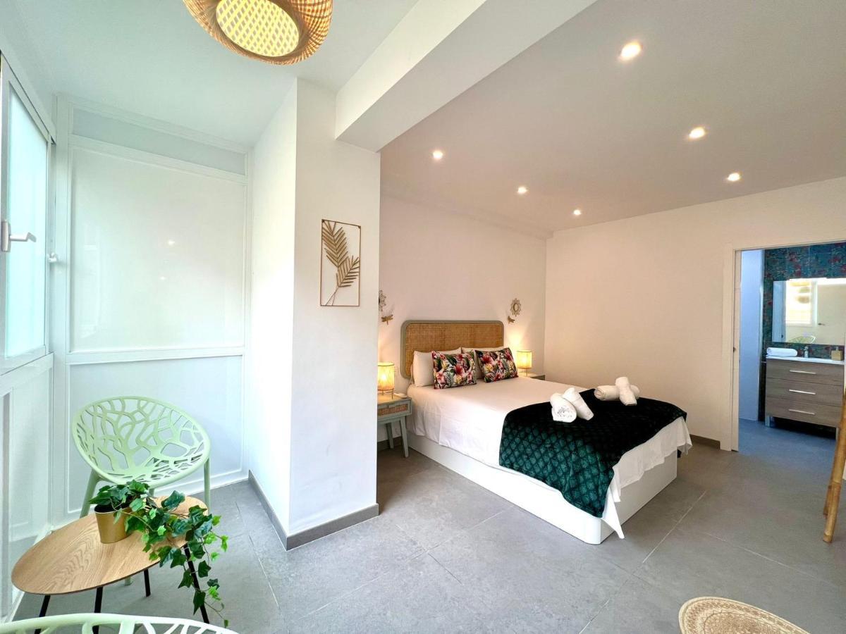 Malagueta Beach II & Private Terrace By Ele Apartments Malaga Luaran gambar